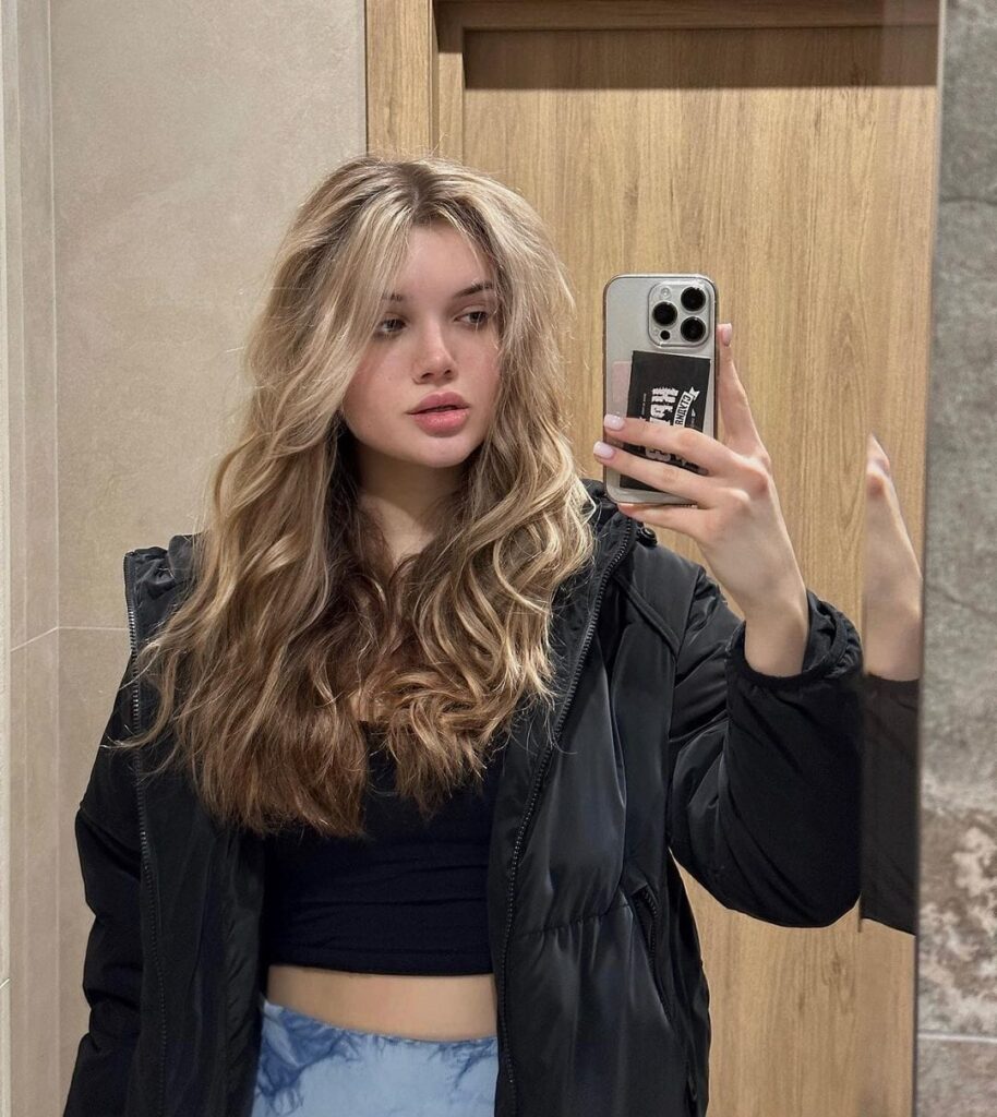 Anya Tikhomirova: Complete Bio, Age, Career & Net Worth 2025-26