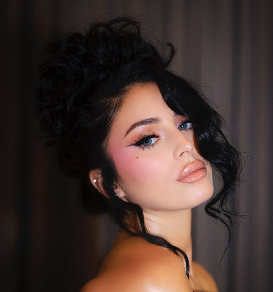 Camilla Araujo Bio, Net Worth, Age & Rise to Fame 2025