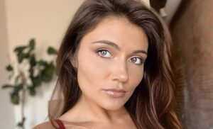 Adria Rae Bio, Age, Life Story, Career & Facts 2025